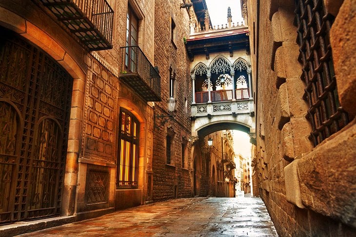 باري جيتيتش (الحي القوطي) - السياحة في برشلونة