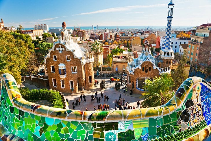بارك غويل: Gaudí's Surrealist Park