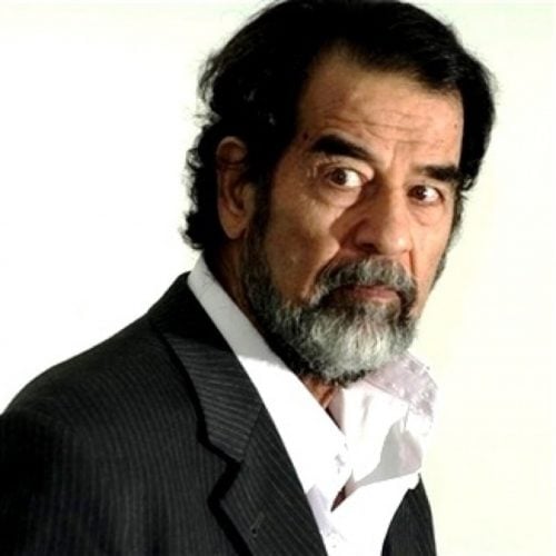 خلفيات صدام حسين للبلاك بيري 4