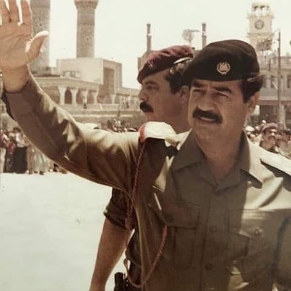 مصور صدام حسين 5