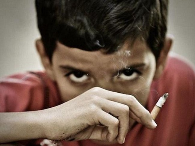 تقرير عن التدخين في المدارس