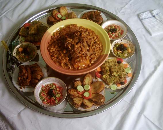 صور موائد رمضان - سفرة رمضان الليبية 1