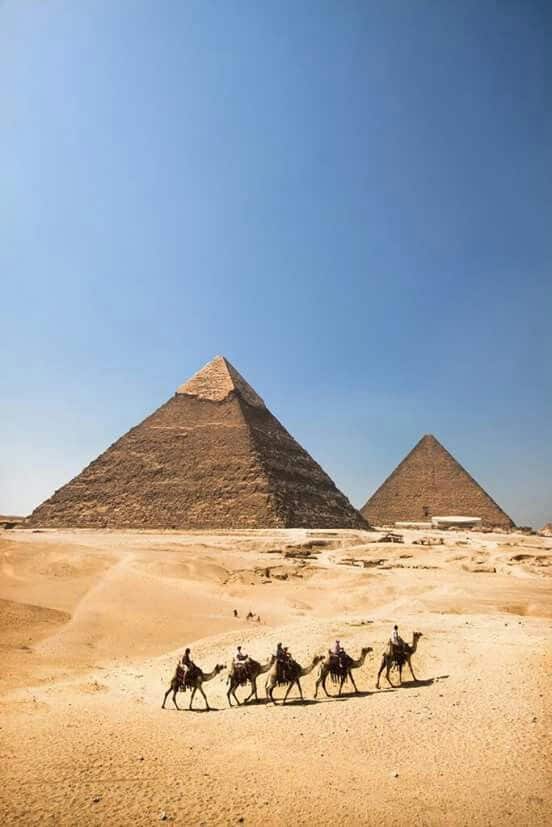 خلفيات الأهرامات المصرية بدقة ١٢
