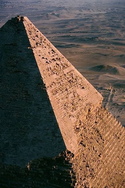 خلفيات الأهرامات المصرية بدقة ٩