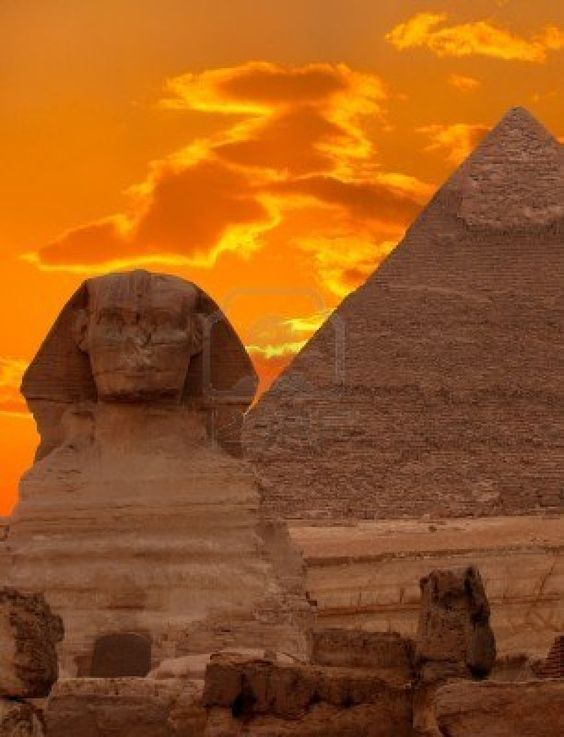 خلفيات الأهرامات المصرية بدقة ١٩