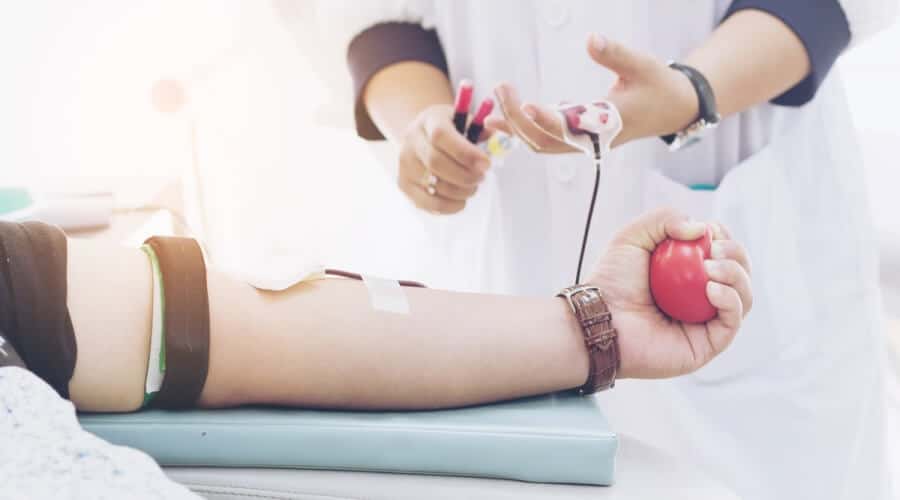 مدة تعويض الدم بعد التبرع