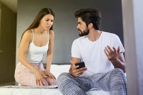 كيف تكتشف المرأة خيانة الزوج