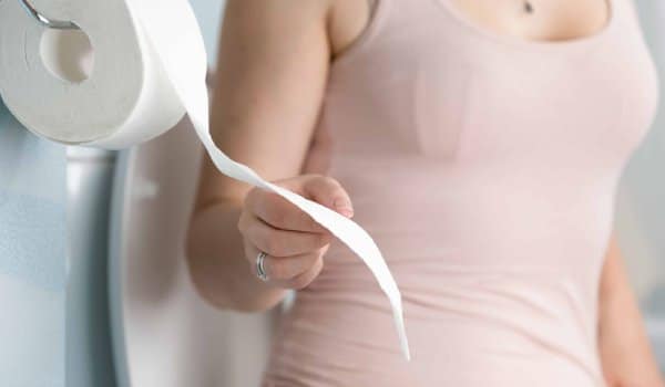 ما سبب الافرازات البيضاء للحامل