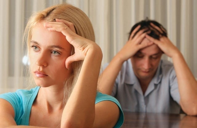 10 علامات تدل على خيانة الزوجة