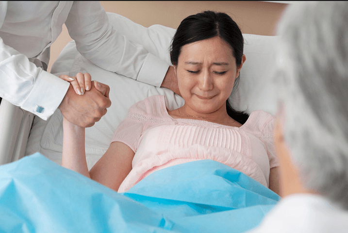 تجارب لتسهيل الولادة الطبيعية