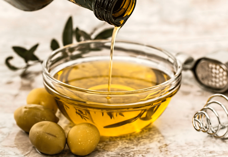 علاج لحمية الأنف بزيت الزيتون
