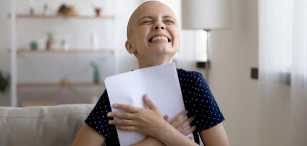قصص واقعية عن الشفاء من السرطان
