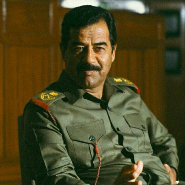 خلفيات صدام حسين 2022 1