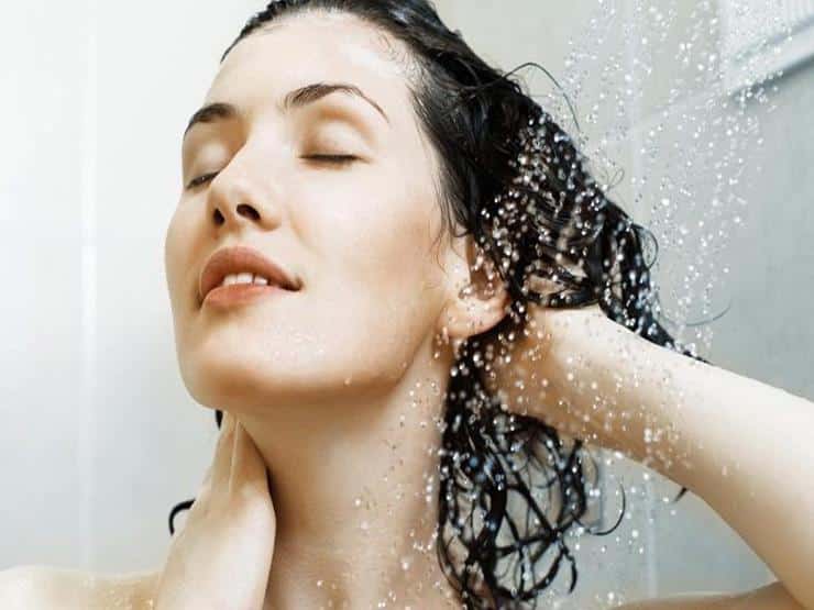 تجربتي مع غسل الشعر بالماء فقط 