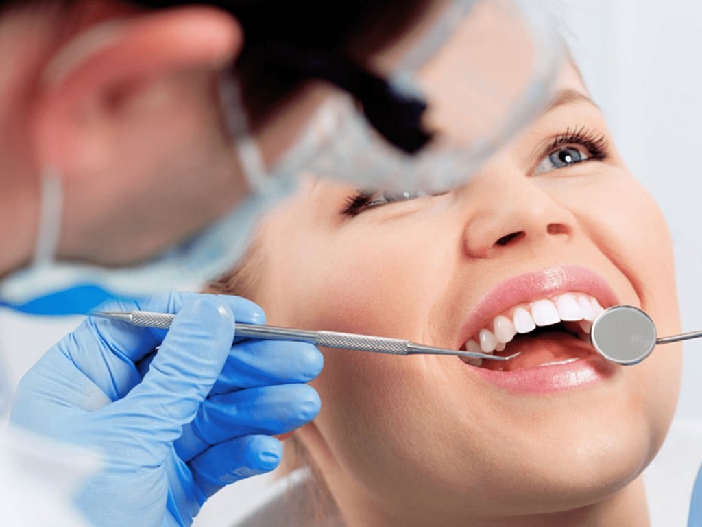 ايجابيات وسلبيات تخصص طب الاسنان