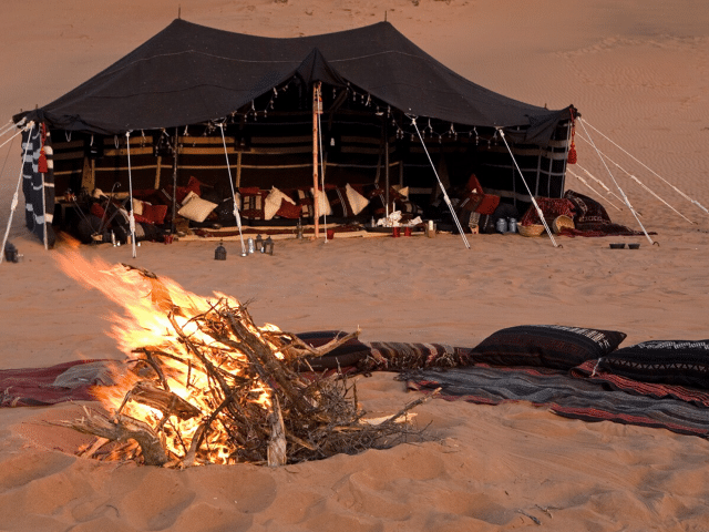 إيجابيات وسلبيات الخيمة البدوية 